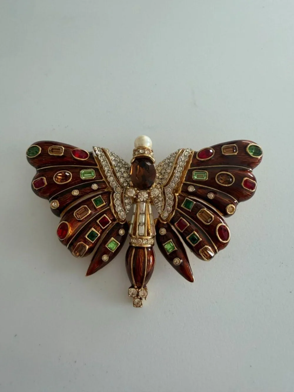 CINER Crystal Caramel Vintage Gold Tone Butterfly Brooch Pin